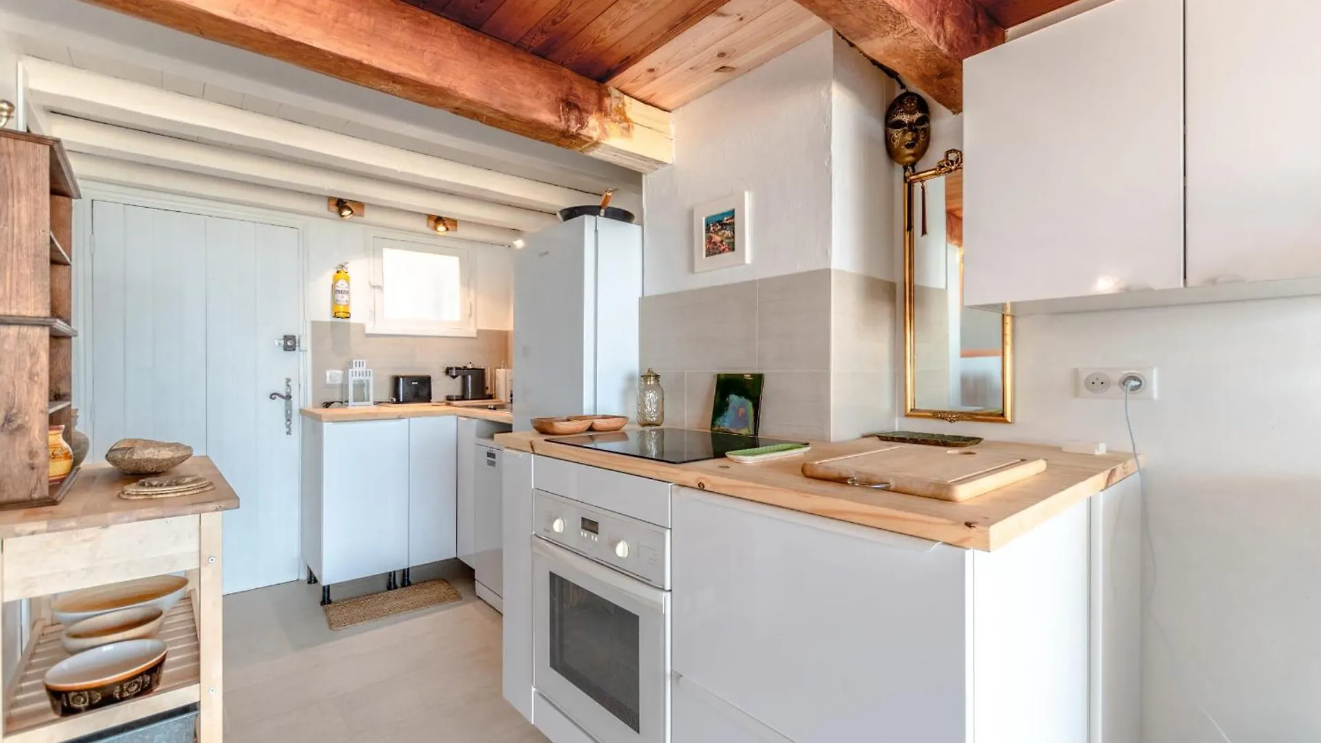 Renovated Apartment With Mezzanine Grimaud France